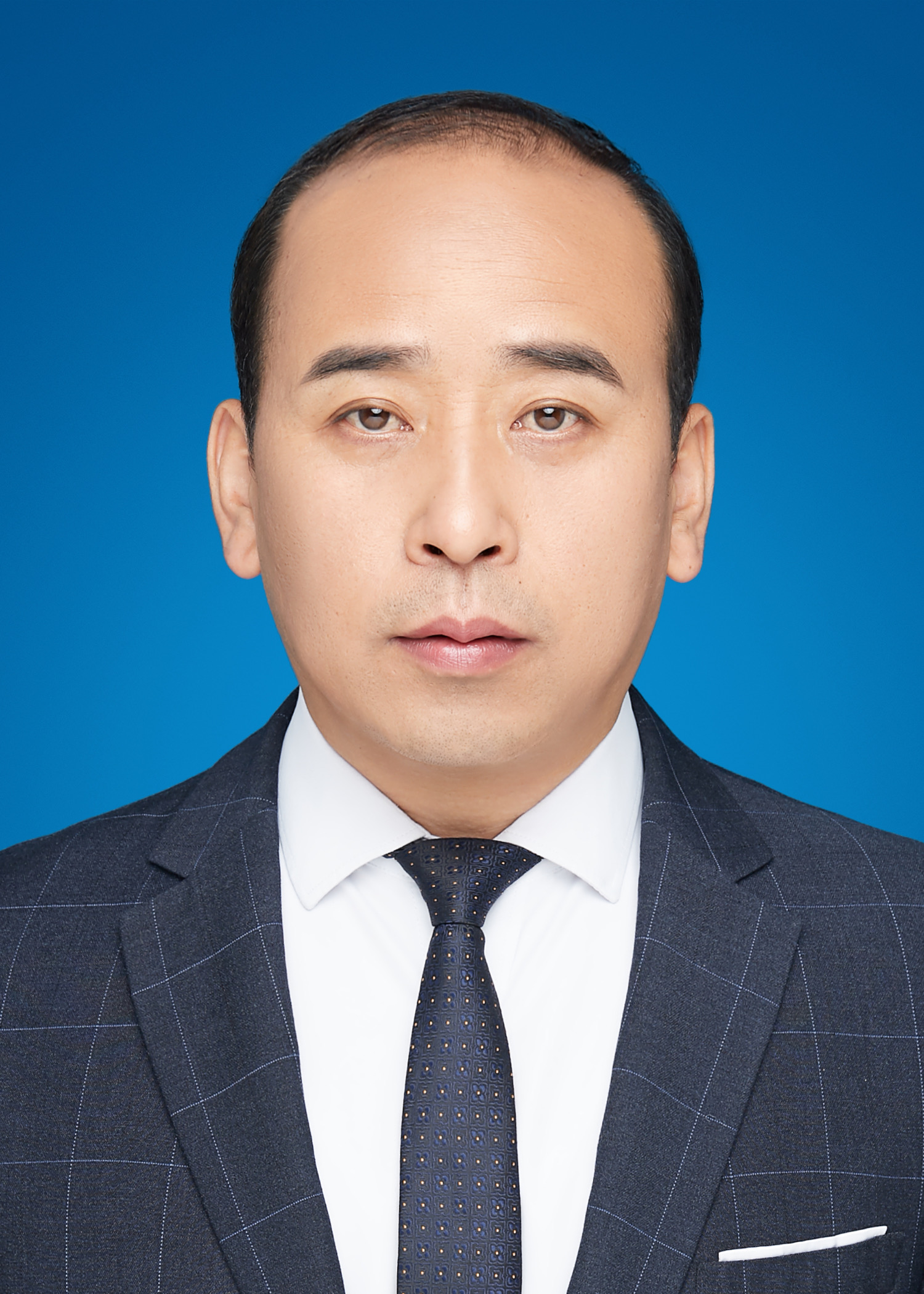 魏名邦  党委委员、副所长