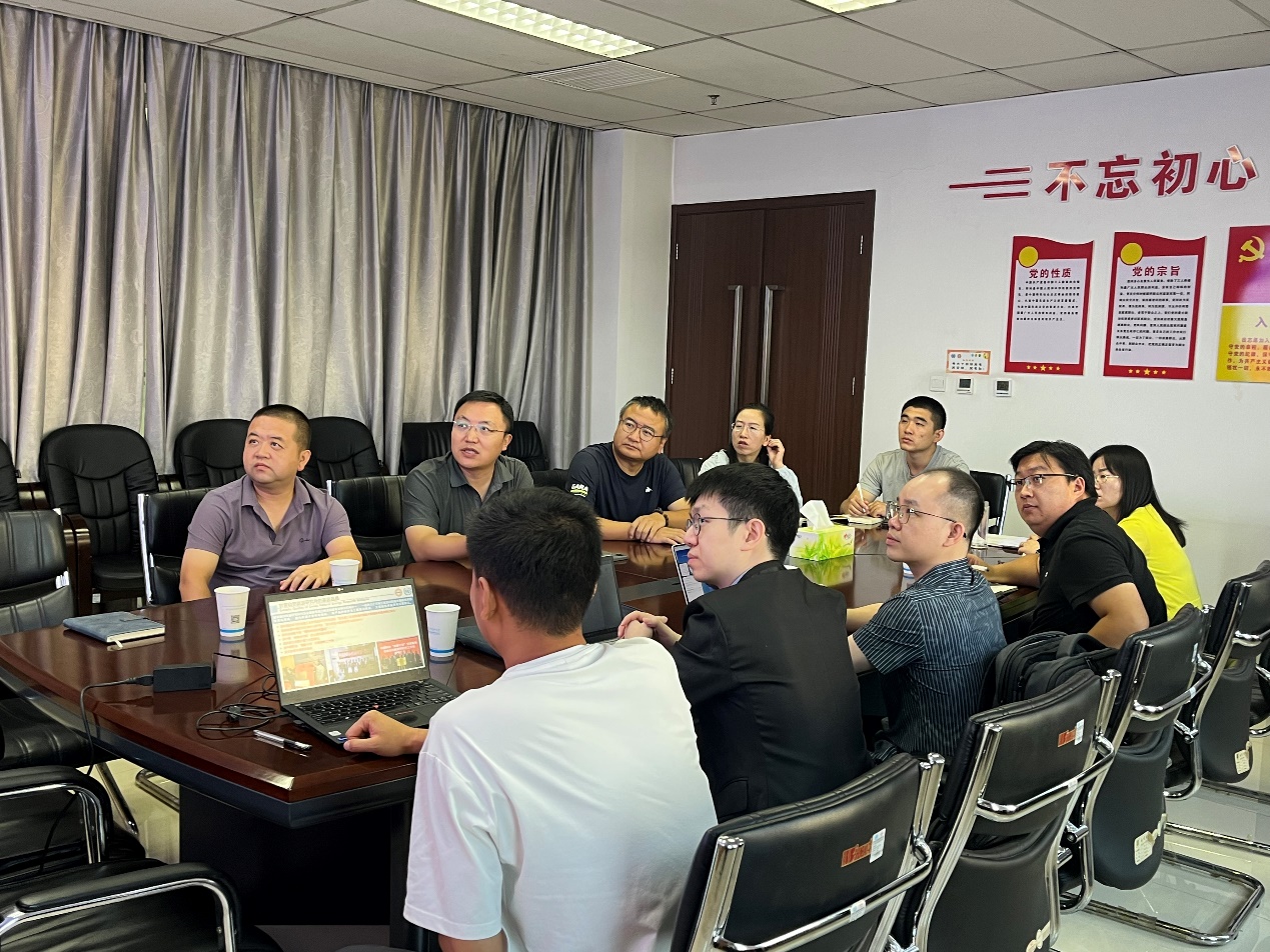 厦门大学马来西亚分校专家来我所学术交流助力我所光催化国际科技合作