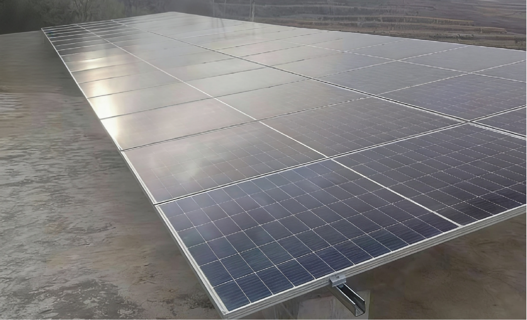 甘肃自然能源研究所援建长川村28.8kW光伏电站成功并网投运